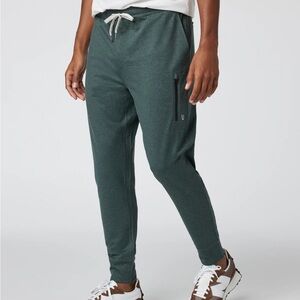 Vuori Men's Green Jogger Pants